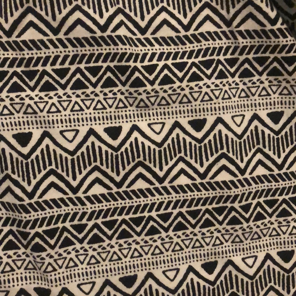 NET Short Sleeve Dress - Picture 2 of 5